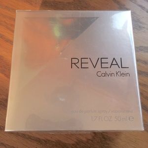 Calvin Klein Reveal Eau de Parfum spray 1.7 fl oz